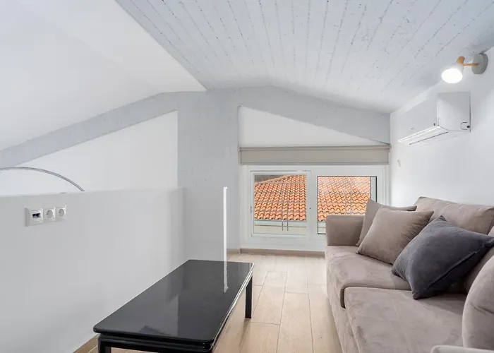 Costa Vasia Boutique Apartments